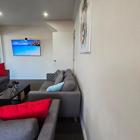 3Bd Unit Feilding Apartment ภายนอก รูปภาพ